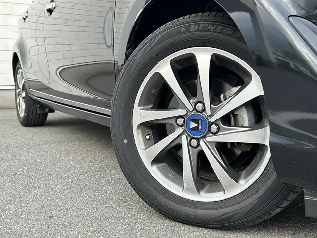 トヨタ アクア S 福岡県 2017(平29)年 3.3万km ブラックマイカ 社外7型ナビ(フルセグTV/CD/DVD/BT)バックカメラETC前後ドラレコシートヒーター純正フロアマット社外15インチアルミホイール