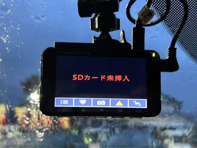 マツダ ＭＸ－３０ 京都府 2022(令4)年 2.2万km ポリメタルグレーメタリック3トーン 純正9インチナビ　全周囲カメラ　フルセグテレビ　追従走行付きクルーズコントロール　純正ETC　前後ドライブレコーダー　パワーシート　前席シートヒーター　純正アルミ　前後コーナーセンサー　LED　禁煙車