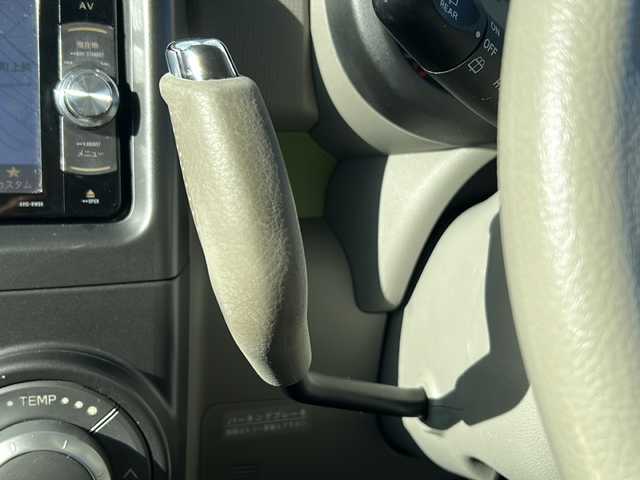 ダイハツ ムーヴ コンテ X VS 三重県 2014(平26)年 6.6万km マスカットグリーンメタリック /禁煙//ナビ//バックカメラ//ETC//前方ドライブレコーダー//アイドリングストップ//純正フロアマット//電動格納ミラー//オートエアコン//ダブルエアバック//スペアスマートキー