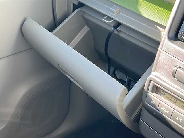 ダイハツ ムーヴ コンテ X VS 三重県 2014(平26)年 6.6万km マスカットグリーンメタリック /禁煙//ナビ//バックカメラ//ETC//前方ドライブレコーダー//アイドリングストップ//純正フロアマット//電動格納ミラー//オートエアコン//ダブルエアバック//スペアスマートキー