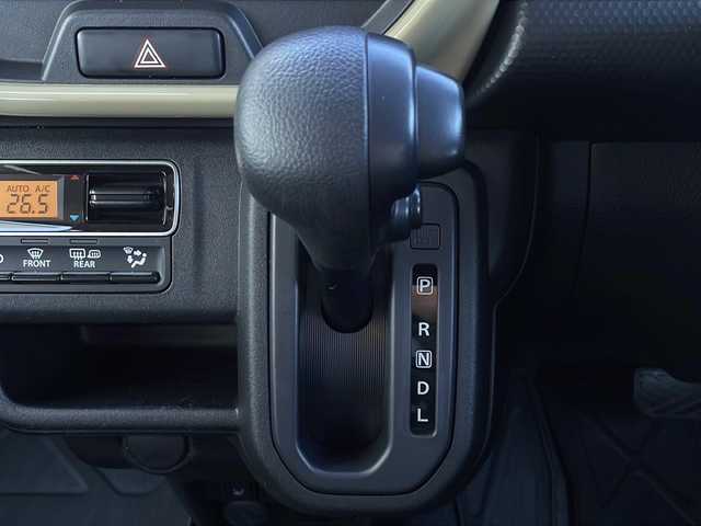 スズキ ハスラー HYBRID G 山口県 2024(令6)年 2万km クールカーキパールメタリック/ソフトベージュメタリック 純正SDナビ【AVN-LS03W】/・Bluetooth/・フルセグテレビ/・DVD再生/バックカメラ/ETC/プッシュスタート/スマートキー/スペアキー/純正フロアマット/純正LEDヘッドライト/オートライト/SUZUKI SAFETY　SUPPORT/・アダプティブクルーズコントロール/・デュアルカメラブレーキサポート/・後退時ブレーキサポート/・誤発進抑制機能/・後方誤発進抑制制御/・車線逸脱抑制機能/・車線逸脱警報機能/・ふらつき警報機能/・標識認識機能/・先行車発進お知らせ機能/シートヒーター/コーナーセンサー/電動格納ミラー/取扱説明書/保証書