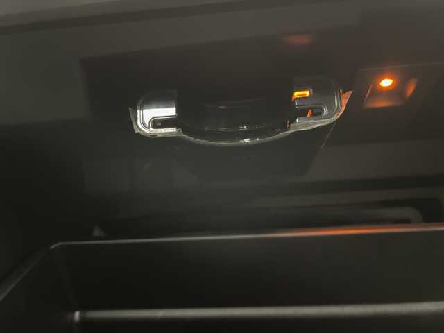 スバル インプレッサ スポーツ 2．0i－L アイサイト 道央・札幌 2017(平29)年 15.1万km クリスタルブラックシリカ ・4WD/アイサイト/・衝突被害軽減ブレーキ/・アダプティブクルーズコントロール/・社外オーディオ/・CD/USB/iPod/AUX/・レーンキープアシスト/・ヒルスタートアシスト/・LEDオートライト/SRH/・MTモード付AT/パドルシフト/・積込夏タイヤ純正AWセット/・純正エンジンスターター/・電動パーキング・電動格納ミラー/・ウィンカーミラー/ミラーヒーター/・純正フロアマット/ドアバイザー