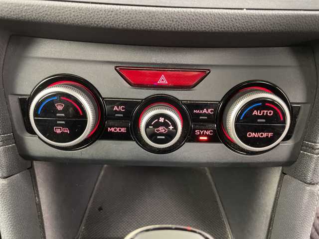 スバル インプレッサ スポーツ 2．0i－L アイサイト 道央・札幌 2017(平29)年 15.1万km クリスタルブラックシリカ ・4WD/アイサイト/・衝突被害軽減ブレーキ/・アダプティブクルーズコントロール/・社外オーディオ/・CD/USB/iPod/AUX/・レーンキープアシスト/・ヒルスタートアシスト/・LEDオートライト/SRH/・MTモード付AT/パドルシフト/・積込夏タイヤ純正AWセット/・純正エンジンスターター/・電動パーキング・電動格納ミラー/・ウィンカーミラー/ミラーヒーター/・純正フロアマット/ドアバイザー