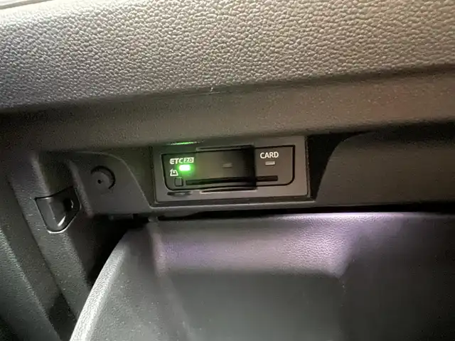 フォルクスワーゲン ＶＷ ゴルフ Ｒ 20イヤーズ 埼玉県 2024(令6)年 0.9万km 青 /ワンオーナー//4WD/ターボ//純正メモリナビ//バックカメラ//黒レザーシート//運転席パワーシート//前2席シートヒーター//前2席エアシート//アダプティブクルーズコントロール//ビルトインETC//スマートキーx2//LEDヘッドライト//フロントアシスト/ (プリクラッシュブレーキシステム)//サイドアシスト/ (レーンチェンジアシストシステム)//レーンアシスト/ (レーンキープアシストシステム)//クリアランスソナー//W.サイド.カーテンエアバッグ//ABS/横滑り防止装置//パドルシフト//革巻きステアリング//ステアリングヒーター//オートライト//プライバシーガラス//純正AKRAPOVICチタンマフラー//純正19インチAW//新車時保証書//取扱説明書