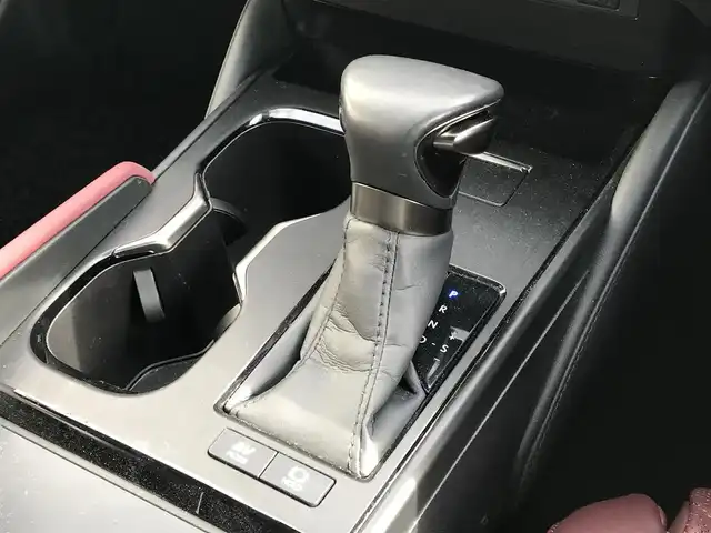 レクサス ＥＳ 300h グレイスフルエスコート 富山県 2023(令5)年 3.9万km ソニッククロム サンルーフ/純正ディスプレイオーディオ/ナビ/フルセグTV/Bluetooth/全周囲カメラ/ドライブレコーダー/衝突被害軽減ブレーキ/コーナーセンサー/レーンキープアシスト/ブラインドスポットモニター/レーダークルーズコントロール/クリムゾンレザーシート/メモリー付パワーシート/シートヒーター/エアシート/三眼LEDヘッドライト/ETC2.0