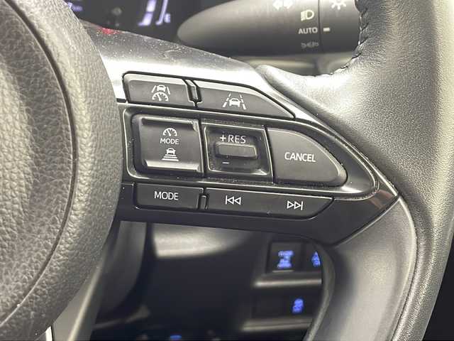 トヨタ シエンタ ハイブリッド Z 沖縄県 2022(令4)年 4.3万km ホワイトパールクリスタルシャイン 禁煙車　/純正ディスプレイオーディオ　ナビ付き/Bluetooth接続/USB/パノラミックビューモニター/トヨタセーフティセンス/・衝突被害軽減ブレーキ (プリクラッシュセーフティ)																									/・ハンドル操作サポート (レーントレーシングアシスト)																									/・追従ドライブ支援機能 (レーダークルーズコントロール)																									/・車線はみ出しアラート (レーンディパーチャーアラート)																									/・自動ハイビーム (オートマチックハイビーム)																									　　/両側パワースライドドア　/100V充電/ステアリングスイッチ/ブラインドスポットモニター　/後席サンシェード/純正フロアマット/プッシュスタート/スマートキー/オートライト/電動格納ウインカーミラー