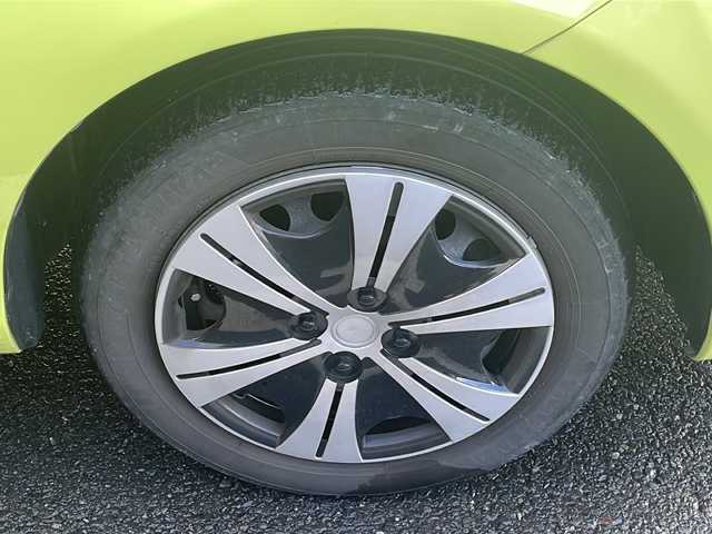 トヨタ シエンタ X 京都府 2016(平28)年 10.4万km エアーイエロー 純正メモリナビ/バックカメラ/パワースライドドア/プリクラッシュセーフティ/レーンキープアシスト/オートハイビーム/後席フリップダウンモニター/LEDヘッドライト