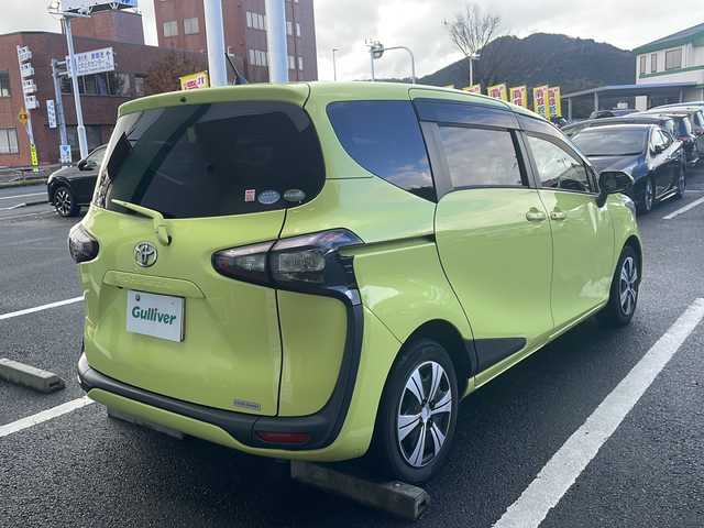 トヨタ シエンタ X 京都府 2016(平28)年 10.4万km エアーイエロー 純正メモリナビ/バックカメラ/パワースライドドア/プリクラッシュセーフティ/レーンキープアシスト/オートハイビーム/後席フリップダウンモニター/LEDヘッドライト