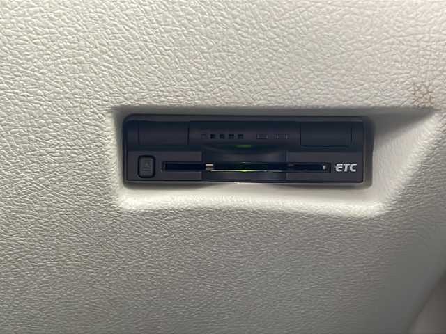 トヨタ シエンタ X 京都府 2016(平28)年 10.4万km エアーイエロー 純正メモリナビ/バックカメラ/パワースライドドア/プリクラッシュセーフティ/レーンキープアシスト/オートハイビーム/後席フリップダウンモニター/LEDヘッドライト