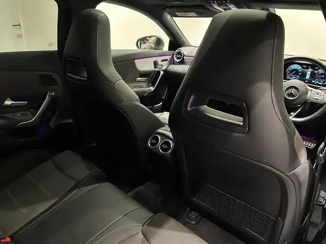 メルセデス・ベンツ ＣＬＡ２００ｄ 愛知県 2021(令3)年 3.4万km デニムブルー アドバンスドパッケージ/レザーエクスクルーシブパッケージ/パノラミックスライディングルーフ/レーダーセーフティーパッケージ/マルチビームLEDヘッドライト/シートヒーター/ETC/パワーバックドア/プッシュスタート/ドライブレコーダー