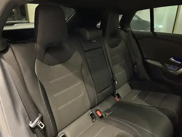 メルセデス・ベンツ ＣＬＡ２００ｄ 愛知県 2021(令3)年 3.4万km デニムブルー アドバンスドパッケージ/レザーエクスクルーシブパッケージ/パノラミックスライディングルーフ/レーダーセーフティーパッケージ/マルチビームLEDヘッドライト/シートヒーター/ETC/パワーバックドア/プッシュスタート/ドライブレコーダー