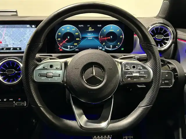 メルセデス・ベンツ ＣＬＡ２００ｄ 愛知県 2021(令3)年 3.4万km デニムブルー アドバンスドパッケージ/レザーエクスクルーシブパッケージ/パノラミックスライディングルーフ/レーダーセーフティーパッケージ/マルチビームLEDヘッドライト/シートヒーター/ETC/パワーバックドア/プッシュスタート/ドライブレコーダー