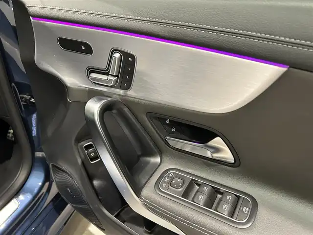 メルセデス・ベンツ ＣＬＡ２００ｄ 愛知県 2021(令3)年 3.4万km デニムブルー アドバンスドパッケージ/レザーエクスクルーシブパッケージ/パノラミックスライディングルーフ/レーダーセーフティーパッケージ/マルチビームLEDヘッドライト/シートヒーター/ETC/パワーバックドア/プッシュスタート/ドライブレコーダー