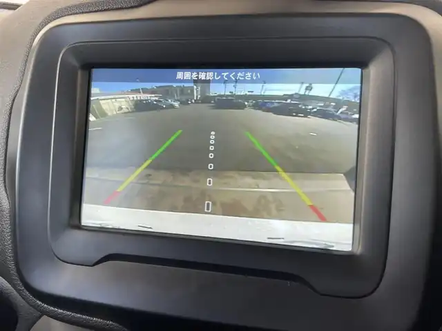 クライスラー・ジープ ジープ レネゲード ロンジチュード 静岡県 2021(令3)年 3.9万km 白Ⅱ 外装色アルパインホワイト（PWV）/7インチタッチパネルモニター/・Apple Carplay /Android　Auto/・Bluetooth/・AM/FM/・バックカメラ/クルーズコントロール/諸突軽減ブレーキ/車線逸脱警報/ブラインドスポットモニター/コーナーセンサー/純正16インチアルミホイール