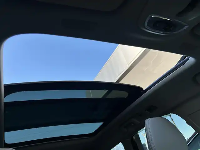 ボルボ Ｖ９０ D4 ノルディックエディション 茨城県 2020(令2)年 0.8万km ブライトシルバーM 白革シート/harman/kardon/パノラマSR/HUD/ACC/BSM/LKA/Aホールド/純正ナビ/（AM.FM.CD.BT.Applecarplay）/フルセグTV/360°カメラ/ETC/ドライブレコーダー/パワーシート/シートヒーター/パワーバックドア/スマートキー/ウィンカーミラー