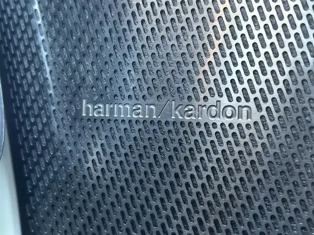 ボルボ Ｖ９０ D4 ノルディックエディション 茨城県 2020(令2)年 0.8万km ブライトシルバーM 白革シート/harman/kardon/パノラマSR/HUD/ACC/BSM/LKA/Aホールド/純正ナビ/（AM.FM.CD.BT.Applecarplay）/フルセグTV/360°カメラ/ETC/ドライブレコーダー/パワーシート/シートヒーター/パワーバックドア/スマートキー/ウィンカーミラー