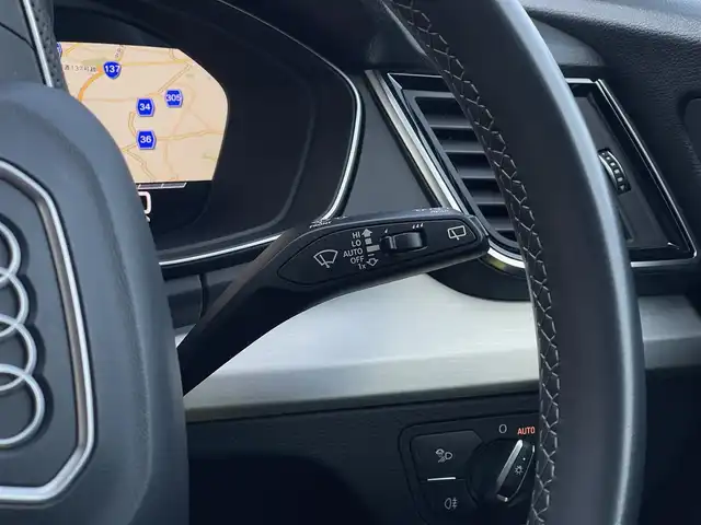 アウディ アウディ Ｑ５ SB 40TDIクワトロ Sライン 山梨県 2021(令3)年 4.2万km 緑 ブラックスタイリングP/SラインP /OP20AW/マトリクスLED/前後シートヒーター/サラウンドビュー/フルセグ/バーチャルコックピットP/純正MMIナビ/アンビエントライト/コンフォート/新車保証書