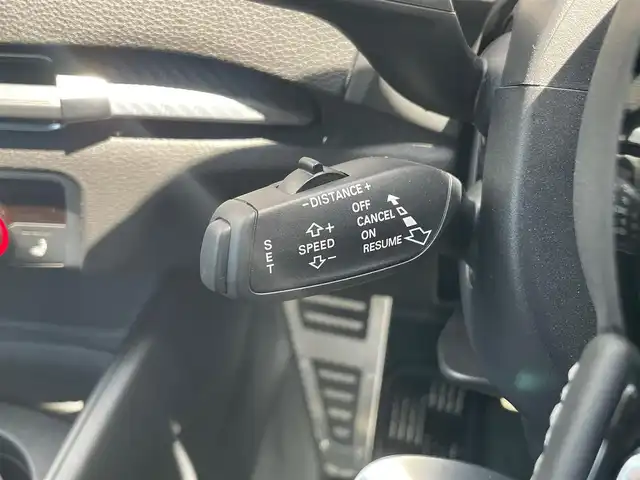 アウディ ＲＳ３ 石川県 2016(平28)年 5.9万km グレイシアホワイトメタリック 純正ナビ/アダプティブルクルーズコントロール/ファインナッパレザー（ブラック）/Bang＆Olufsenサウンドシステム/LEDヘッドライト/パドルシフト/スマートキー/サイドアシスト/シートヒーター/レッドブレーキキャリパー/コーナーセンサー/バックカメラ