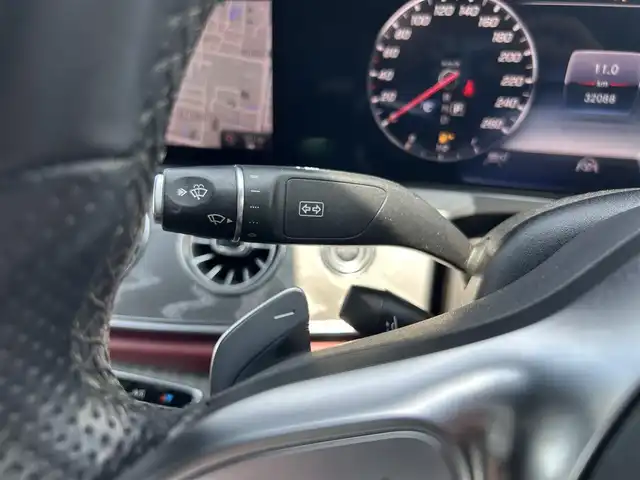 メルセデス・ベンツ ＣＬＳ２２０ｄ スポーツ エクスクルーシブPKG 滋賀県 2018(平30)年 3.2万km ダイヤモンドホワイト サンルーフ/レーダーセーフティパッケージ/・ACC/・BSM/・LKA/レザーシート/・前席パワーシート /・全席シートヒーター /・前席ベンチレーション/ヘッドアップディスプレイ/ブルメスターサウンド/純正ナビ/（BT/USB/DTV/CarPlay）/360°カメラ/アンビエントライト/純正19インチAW