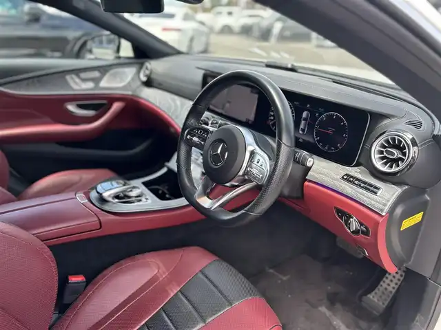 メルセデス・ベンツ ＣＬＳ２２０ｄ スポーツ エクスクルーシブPKG 滋賀県 2018(平30)年 3.2万km ダイヤモンドホワイト サンルーフ/レーダーセーフティパッケージ/・ACC/・BSM/・LKA/レザーシート/・前席パワーシート /・全席シートヒーター /・前席ベンチレーション/ヘッドアップディスプレイ/ブルメスターサウンド/純正ナビ/（BT/USB/DTV/CarPlay）/360°カメラ/アンビエントライト/純正19インチAW