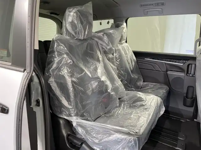 三菱 デリカＤ：５ シャモニー 愛知県 2025(令7)年 0.1千km 白Ⅱ 登録済未使用車/衝突軽減ブレーキ/両側電動スライドドア/アラウンドビューモニター/レーダークルーズコントロール/100V電源/シートヒーター/LEDヘッドライト/フォグランプ/ブラインドスポットモニター/ステアリングヒーター/パワーシート/電動リアゲート/レーンキープアシスト/オートハイビーム/プッシュスタート/スマートキー/アイドリングストップ/純正アルミホイール/オートライト/ディーゼル/4WD/トランスファースイッチ/パドルシフト/ウィンカーミラー/ISOFIX/電動パーキングブレーキ/オートブレーキホールド/ステアリングリモコン