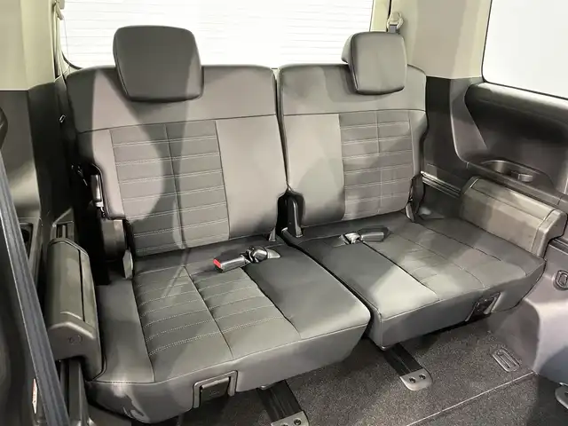 三菱 デリカＤ：５ シャモニー 愛知県 2025(令7)年 0.1千km 白Ⅱ 登録済未使用車/衝突軽減ブレーキ/両側電動スライドドア/アラウンドビューモニター/レーダークルーズコントロール/100V電源/シートヒーター/LEDヘッドライト/フォグランプ/ブラインドスポットモニター/ステアリングヒーター/パワーシート/電動リアゲート/レーンキープアシスト/オートハイビーム/プッシュスタート/スマートキー/アイドリングストップ/純正アルミホイール/オートライト/ディーゼル/4WD/トランスファースイッチ/パドルシフト/ウィンカーミラー/ISOFIX/電動パーキングブレーキ/オートブレーキホールド/ステアリングリモコン