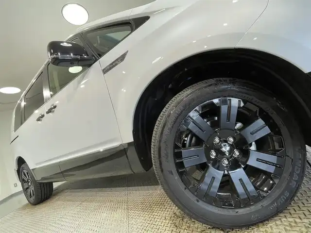 三菱 デリカＤ：５ シャモニー 愛知県 2025(令7)年 0.1千km 白Ⅱ 登録済未使用車/衝突軽減ブレーキ/両側電動スライドドア/アラウンドビューモニター/レーダークルーズコントロール/100V電源/シートヒーター/LEDヘッドライト/フォグランプ/ブラインドスポットモニター/ステアリングヒーター/パワーシート/電動リアゲート/レーンキープアシスト/オートハイビーム/プッシュスタート/スマートキー/アイドリングストップ/純正アルミホイール/オートライト/ディーゼル/4WD/トランスファースイッチ/パドルシフト/ウィンカーミラー/ISOFIX/電動パーキングブレーキ/オートブレーキホールド/ステアリングリモコン