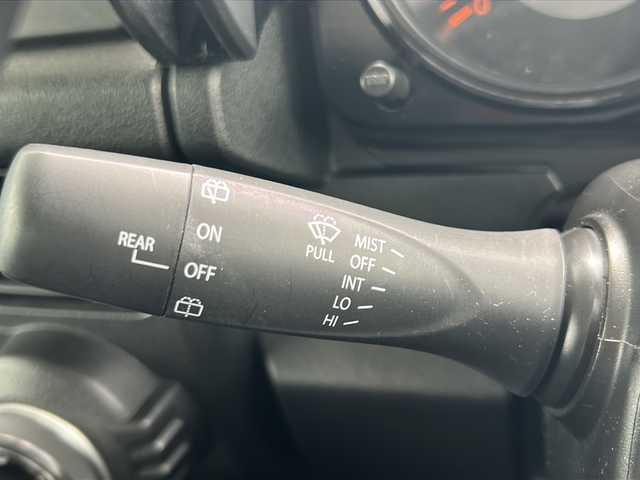 スズキ ジムニー XC 山形県 2021(令3)年 2.5万km ブルーイッシュブラックパール3 4WD/衝突被害軽減ブレーキデュアルカメラブレーキサポート/ナビ/（Bluetooth/CD/DVD/フルセグ）/クルーズコントロール/前後ドライブレコーダー/車線逸脱装置/前席シートヒーター/横滑り防止装置/ダウンヒルアシストコントロール/フルセグテレビ/フォグランプ/LEDヘッドライト/オートライト/オートマッチクハイビーム/ビルトインETC/電動格納ミラー/ウィンカーミラー/純正アルミホイール/純正フロアマット/スマートキー