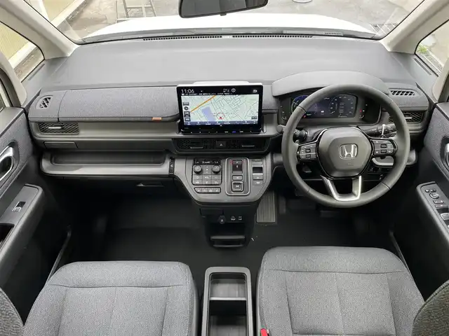 ホンダ ステップワゴン eHEV エアー EX 東京都 2025(令7)年 0.1千km プラチナホワイトパール 11.4インチナビHonda CONNECTナビ LXM-247VFLi(317900円)/・フルセグ　/・Ｂｌｕｅｔｏｏｔｈ　/・ＣＤ／ＤＶＤ再生　/バックカメラ　/ＡＣＣ　/ＬＫＡＳ　/ＡＢＨ　/前席シートヒーター　/パワーバックドア/両側電動スライドドア