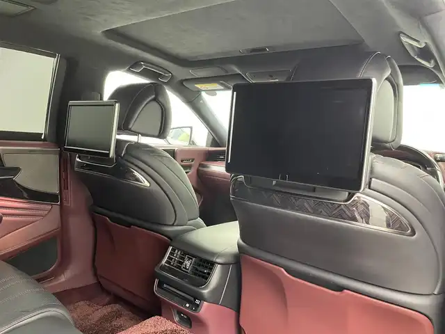 レクサス ＬＳ 500h エグゼクティブ 富山県 2018(平30)年 6.9万km ソニッククォーツ 4WD/純正ナビ/フルセグ/DVD/BT/HDMI/Miracast/全周囲カメラ/サンルーフ/ETC2.0/衝突被害軽減ブレーキ/レーンキープアシスト/レーダークルーズコントロール/マークレビンソン/黒革シート/全席シートヒーター/エアシート/全席ベンチレーション/全席リラクゼーション機能/リアエンターテイメント/デジタルインナーミラー/ステアリングヒーター/BSM/HUD/LEDオートライト/純正20インチアルミ/保証書/取扱説明書/スペアキー×2/オートハイビーム/ドライブレコーダー