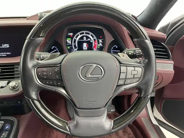 レクサス ＬＳ 500h エグゼクティブ 富山県 2018(平30)年 6.9万km ソニッククォーツ 4WD/純正ナビ/フルセグ/DVD/BT/HDMI/Miracast/全周囲カメラ/サンルーフ/ETC2.0/衝突被害軽減ブレーキ/レーンキープアシスト/レーダークルーズコントロール/マークレビンソン/黒革シート/全席シートヒーター/エアシート/全席ベンチレーション/全席リラクゼーション機能/リアエンターテイメント/デジタルインナーミラー/ステアリングヒーター/BSM/HUD/LEDオートライト/純正20インチアルミ/保証書/取扱説明書/スペアキー×2/オートハイビーム/ドライブレコーダー