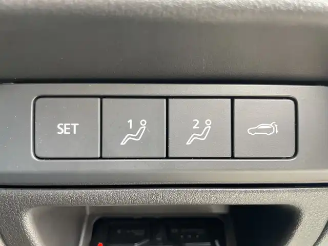 マツダ ＣＸ－６０ XD HV エクスクルーシブスポーツ 神奈川県 2022(令4)年 3.2万km ロジウムホワイトプレミアムメタリック 純正12インチＳＤナビ/Bluetooth/AppleCarPlay/AndroidAuto/HDMI/全周囲カメラ/ドライブレコーダー/追従走行付きクルーズコントロール/ＥＴＣ/シートヒーター/エアシート/ステアリングヒーター/ブラインドスポットモニター/トラクションコントロールシステム/スマートブレーキサポート/ダウンヒルアシストコントロール/LED/純正AW/純正フロアマット/BOSEスピーカー/横滑り防止装置/レーンキープアシスト/ドライビングポジション/衝突被害軽減システム/カーテンエアバッグ