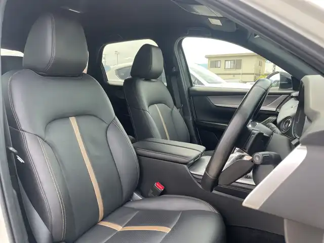 マツダ ＣＸ－６０ XD HV エクスクルーシブスポーツ 神奈川県 2022(令4)年 3.2万km ロジウムホワイトプレミアムメタリック 純正12インチＳＤナビ/Bluetooth/AppleCarPlay/AndroidAuto/HDMI/全周囲カメラ/ドライブレコーダー/追従走行付きクルーズコントロール/ＥＴＣ/シートヒーター/エアシート/ステアリングヒーター/ブラインドスポットモニター/トラクションコントロールシステム/スマートブレーキサポート/ダウンヒルアシストコントロール/LED/純正AW/純正フロアマット/BOSEスピーカー/横滑り防止装置/レーンキープアシスト/ドライビングポジション/衝突被害軽減システム/カーテンエアバッグ