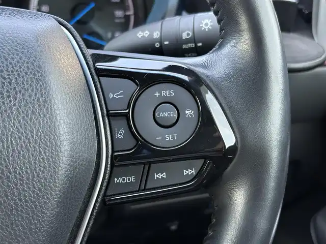 トヨタ ハリアー ハイブリッド Z レザーパッケージ 大分県 2020(令2)年 5.9万km プレシャスブラックパール ・JBLナビ(BT/USB/AUX/Miracast)/・全方位カメラ/・フルセグテレビ/・モデリスタ/・HUD/・レーダークルーズコントロール/・ドライブレコーダー/・ETC/・トヨタセーフティセンス/・コーナーセンサー/・ステアリングリモコン/・ステアリングヒーター/・オートハイビーム/・デジタルインナーミラー/・ブレーキホールド/・シートヒーター/・シートクーラー/・パワーシート/・シートメモリー/・スマートキー/・プッシュスタート/・純正アルミホイール/・電動リアゲート