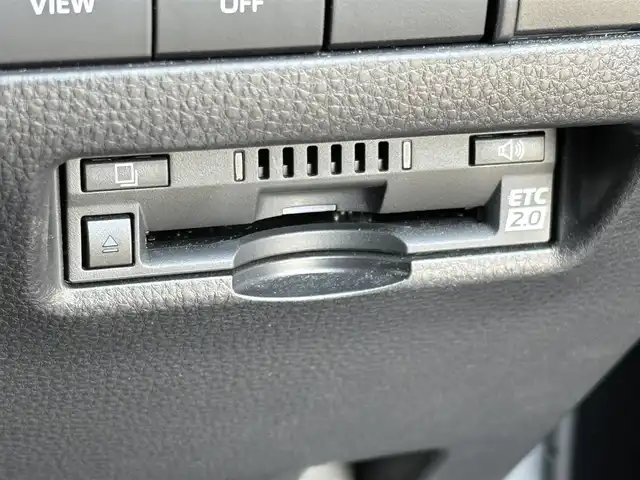 トヨタ ハリアー ハイブリッド Z レザーパッケージ 大分県 2020(令2)年 5.9万km プレシャスブラックパール ・JBLナビ(BT/USB/AUX/Miracast)/・全方位カメラ/・フルセグテレビ/・モデリスタ/・HUD/・レーダークルーズコントロール/・ドライブレコーダー/・ETC/・トヨタセーフティセンス/・コーナーセンサー/・ステアリングリモコン/・ステアリングヒーター/・オートハイビーム/・デジタルインナーミラー/・ブレーキホールド/・シートヒーター/・シートクーラー/・パワーシート/・シートメモリー/・スマートキー/・プッシュスタート/・純正アルミホイール/・電動リアゲート