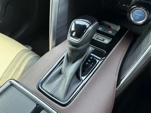 トヨタ ハリアー ハイブリッド Z レザーパッケージ 大分県 2020(令2)年 5.9万km プレシャスブラックパール ・JBLナビ(BT/USB/AUX/Miracast)/・全方位カメラ/・フルセグテレビ/・モデリスタ/・HUD/・レーダークルーズコントロール/・ドライブレコーダー/・ETC/・トヨタセーフティセンス/・コーナーセンサー/・ステアリングリモコン/・ステアリングヒーター/・オートハイビーム/・デジタルインナーミラー/・ブレーキホールド/・シートヒーター/・シートクーラー/・パワーシート/・シートメモリー/・スマートキー/・プッシュスタート/・純正アルミホイール/・電動リアゲート