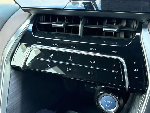 トヨタ ハリアー ハイブリッド Z レザーパッケージ 大分県 2020(令2)年 5.9万km プレシャスブラックパール ・JBLナビ(BT/USB/AUX/Miracast)/・全方位カメラ/・フルセグテレビ/・モデリスタ/・HUD/・レーダークルーズコントロール/・ドライブレコーダー/・ETC/・トヨタセーフティセンス/・コーナーセンサー/・ステアリングリモコン/・ステアリングヒーター/・オートハイビーム/・デジタルインナーミラー/・ブレーキホールド/・シートヒーター/・シートクーラー/・パワーシート/・シートメモリー/・スマートキー/・プッシュスタート/・純正アルミホイール/・電動リアゲート