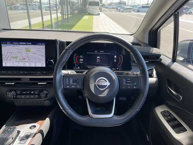 日産 オーラ G レザーエディション 愛知県 2022(令4)年 2.9万km ダークメタルグレー プレミアムサウンドBOSE/純正9型ディズプレイオーディオナビ/三眼LEDヘッドライト/全方位カメラ/クルーズコントロール/シートヒーター/コーナーセンサー/純正アルミホイール/ETC2.0/ブラインドスポットモニター/ステアリングヒーター/インテリジェントミラー/オートマチックハイビーム/ワイヤレス充電器/ドライブレコーダー/衝突軽減システム/フルセグ/Bluetooth/ステアリングスイッチ/スマートキー/プッシュスタート
