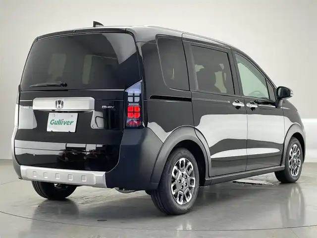 ホンダ フリード ハイブリット e:HEV クロスター 愛知県 2025(令7)年 0.1千km クリスタルブラックパール 純正９インチディスプレイオーディオ/ホンダセンシング/ブラインドスポットモニター/両側パワースライドドア/バックカメラ/LEDオートライト/フォグランプ/レーダークルーズコントロール/フルセグTV/シートヒーター/ハーフレザーシート/コーナーセンサー/純正アルミホイール/衝突被害軽減ブレーキ/禁煙車