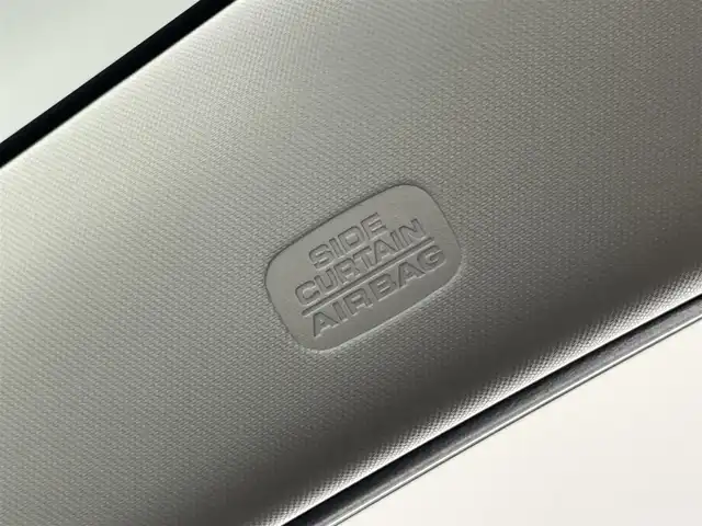 ホンダ フリード ハイブリット e:HEV クロスター 愛知県 2025(令7)年 0.1千km クリスタルブラックパール 純正９インチディスプレイオーディオ/ホンダセンシング/ブラインドスポットモニター/両側パワースライドドア/バックカメラ/LEDオートライト/フォグランプ/レーダークルーズコントロール/フルセグTV/シートヒーター/ハーフレザーシート/コーナーセンサー/純正アルミホイール/衝突被害軽減ブレーキ/禁煙車