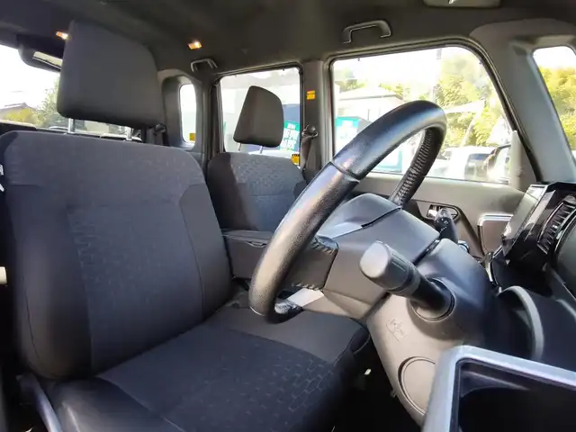 ダイハツ ウェイク G ターボ SA Ⅱ 熊本県 2017(平29)年 8.7万km プラムブラウンクリスタルマイカ 純正8インチナビ（NSZN-W65DB）/【フルセグTV/CD/DVD/Bluetooth】/バックカメラ/両側パワースライドドア/衝突軽減装置/アイドリングストップ/純正14インチAW/ETC/電動格納ミラー/プッシュスタート/ステアリングスイッチ/純正フロアマット/純正ドアバイザー/横滑り防止/盗難防止装置/保証書/取扱説明書