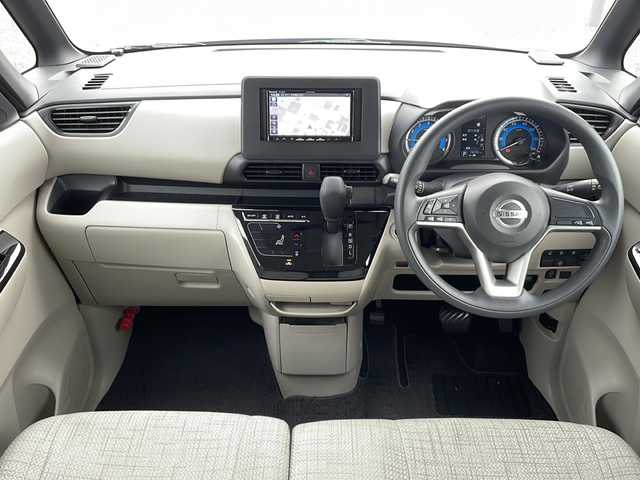 日産 ルークス X 島根県 2020(令2)年 7.9万km アッシュブラウンM ストラーダナビ/フルセグTV/両側ハンズフリーパワースライドドア/アラウンドビューモニター/ビルトインETC/ドライブレコーダー/先進安全装備/・エマージェンシーブレーキ/・踏み間違い衝突防止アシスト/・車線逸脱防止支援システム/・前方衝突予測警報/・ふらつき警報/・標識検知機能/社外LEDヘッドランプ/オートライト/ステアリングスイッチ/後席パーソナルテーブル/リアドアロールサンシェード/スマートキー/プッシュエンジンスタート/禁煙車