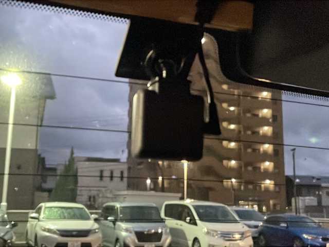 日産 ノート e－パワー X Bアロー 山形県 2020(令2)年 2.7万km サンライトイエロー/スーパーブラック 2トーン ワンオーナー/ALPINEナビ/CD/DVD/フルセグTV/Bluetooth/アラウンドビューカメラ/レーダークルーズコントロール/エマージェンシーブレーキ/デジタルインナーミラー/前後ドライブレコーダー/純正リモコンエンジンスターター/LEDヘッドライト/オートライト/純正15インチアルミホイール/社外アルミ（スタッドレス装着）車載