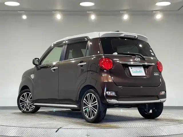 ダイハツ キャスト スタイル G SAⅡ 愛知県 2016(平28)年 7.4万km ワインⅡ 純正7インチナビ/衝突軽減ブレーキ/シートヒーター/LEDヘッドライト/ETC/ドライブレコーダー/Bluetooth/プッシュスタート/スマートキー/CD/DVD再生/アイドリングストップ/ミュージックサーバー/ミュージックプレイヤー接続/純正フロアマット/純正アルミホイール/オートライト/禁煙車/寒冷地仕様/電動格納ミラー/2トーンカラー/フォグランプ/セキュリティアラーム/横滑り防止装置