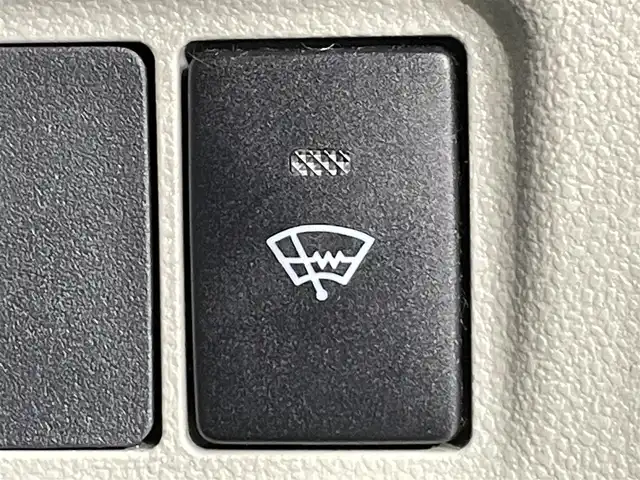 ダイハツ キャスト スタイル G SAⅡ 愛知県 2016(平28)年 7.4万km ワインⅡ 純正7インチナビ/衝突軽減ブレーキ/シートヒーター/LEDヘッドライト/ETC/ドライブレコーダー/Bluetooth/プッシュスタート/スマートキー/CD/DVD再生/アイドリングストップ/ミュージックサーバー/ミュージックプレイヤー接続/純正フロアマット/純正アルミホイール/オートライト/禁煙車/寒冷地仕様/電動格納ミラー/2トーンカラー/フォグランプ/セキュリティアラーム/横滑り防止装置