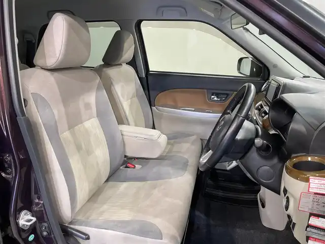 ダイハツ キャスト スタイル G SAⅡ 愛知県 2016(平28)年 7.4万km ワインⅡ 純正7インチナビ/衝突軽減ブレーキ/シートヒーター/LEDヘッドライト/ETC/ドライブレコーダー/Bluetooth/プッシュスタート/スマートキー/CD/DVD再生/アイドリングストップ/ミュージックサーバー/ミュージックプレイヤー接続/純正フロアマット/純正アルミホイール/オートライト/禁煙車/寒冷地仕様/電動格納ミラー/2トーンカラー/フォグランプ/セキュリティアラーム/横滑り防止装置