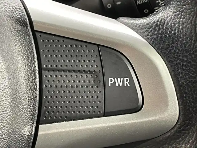 ダイハツ キャスト スタイル G SAⅡ 愛知県 2016(平28)年 7.4万km ワインⅡ 純正7インチナビ/衝突軽減ブレーキ/シートヒーター/LEDヘッドライト/ETC/ドライブレコーダー/Bluetooth/プッシュスタート/スマートキー/CD/DVD再生/アイドリングストップ/ミュージックサーバー/ミュージックプレイヤー接続/純正フロアマット/純正アルミホイール/オートライト/禁煙車/寒冷地仕様/電動格納ミラー/2トーンカラー/フォグランプ/セキュリティアラーム/横滑り防止装置