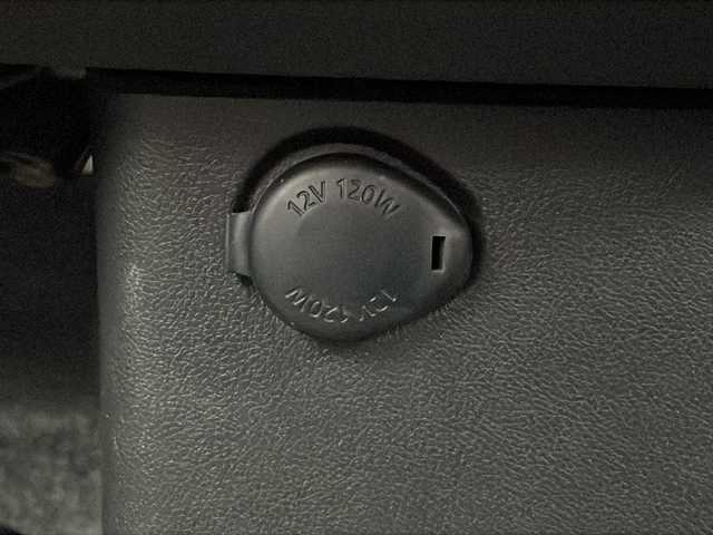 日産 デイズ ハイウェイスターG ターボ 山口県 2015(平27)年 2.7万km ホワイトパール ディーラーオプションナビ：MP314D-W/　・フルセグTV/　・CD/DVD再生/　・AM/FMラジオ/　・Bluetoothオーディオ/　・ハンズフリー通話/　・HDMI/VTR入力/　・フロントAUX/　・iPod接続/　・USBデータ通信/エマージェンシーブレーキ/トラクションコントロール/ステアリングリモコン/アラウンドビューモニター/15インチ純正AW/タッチパネルオートAC/ロック連動自動開閉ドアミラー/LEDミラーウィンカー/HIDキセノンヘッドライト/フォグランプ/オートライト/シガーソケット電源/WSRSエアバッグ/アジャスタブルショルダーアンカー/革巻チルトステアリング/運転席シートリフター/バニティミラー/助手席シートアンダートレー/ベンチシート/アームレスト/後席ISOFIXシート/リアシートスライド機構/分割可倒式リアシート/UVカットプライバシーガラス/スマートキー/イモビライザー/プッシュスタート/純正フロアマット/純正ドアバイザー/スペアキー(1本)/取扱説明書/ナビ取扱説明書/メンテナンスノート