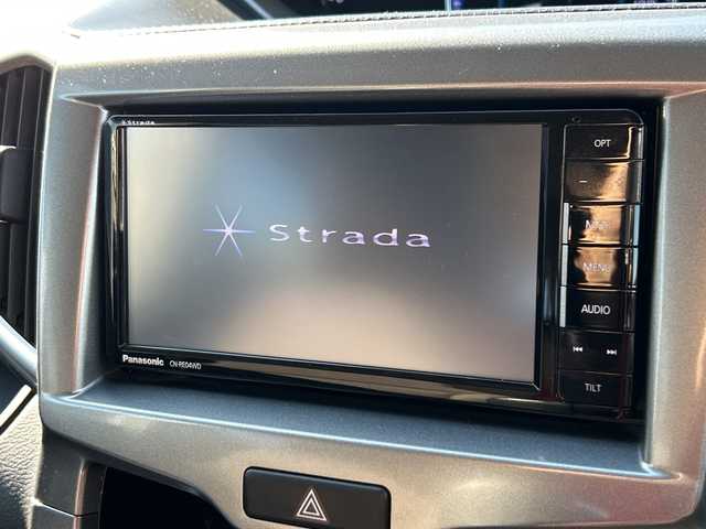 スズキ ソリオ HV MX 神奈川県 2017(平29)年 3.6万km ピュアホワイトP 社外SDナビ【CN-RE04WD】/Bluetooth・CD・DVD・SD・TV/両側パワースライドドア/クルーズコントロール/運転席シートヒーター/スペアキー1本/ETC/バックカメラ/純正フロアマット/LEDヘッドライト/オートライト/デュアルカメラブレーキサポート/誤発進抑制機能/車線逸脱警報機能/ふらつき警報機能/先行車発進お知らせ機能/エマージェンシーストップシグナル