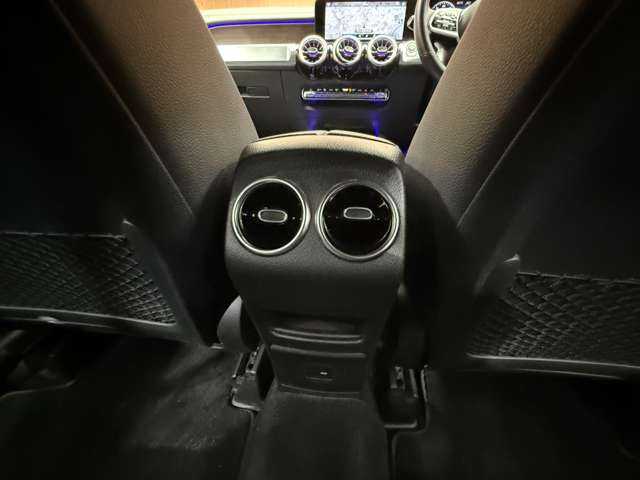 メルセデス・ベンツ Ｍ・ベンツ ＧＬＢ２００ｄ 4マチック 千葉県 2021(令3)年 4.6万km デジタルホワイト サーキット走行なし　/ナビ　/バックカメラ　/ハーフレザーシート　/パワーシート　/スポーツエキゾースト　/キーレス　/ＨＩＤヘッドライト　/オートライト　/２０インチＡＷ　/ＥＴＣ